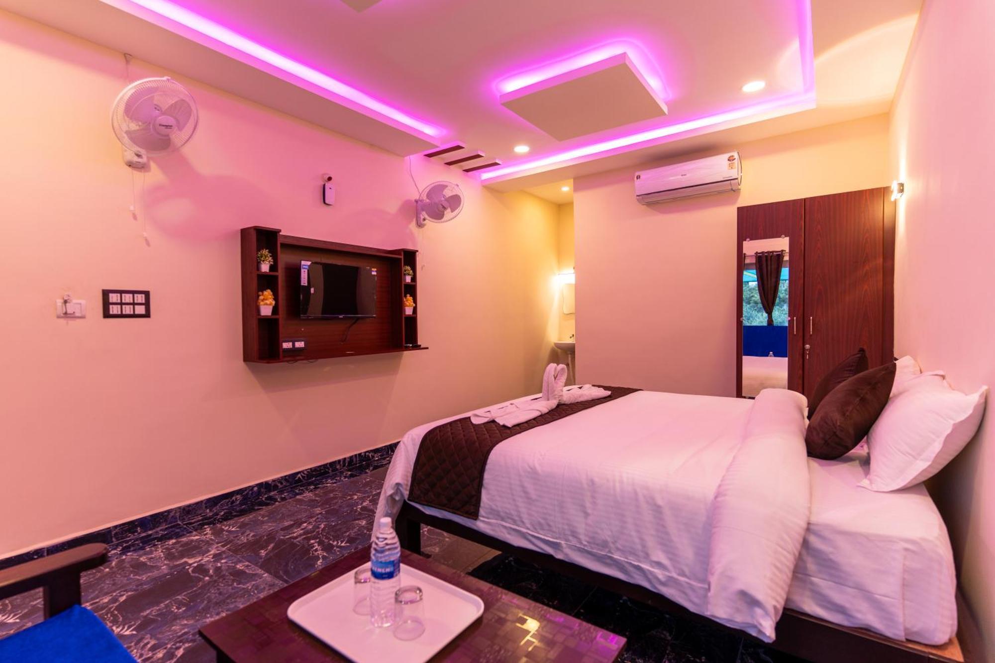 Auro Beach Resort Pondicherry Esterno foto